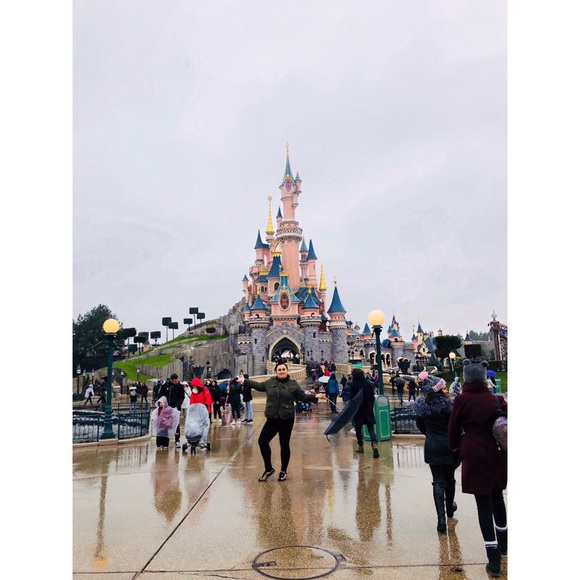 Posher Ambassador & Top Rated Seller Alexandria✨ - Picture 7 of 8